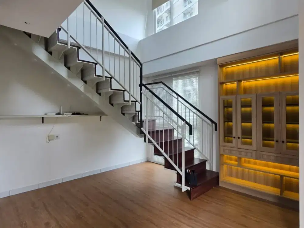 Dijual Apartemen Casa De Parco Loft 2 Lantai Semi Furnished BSD