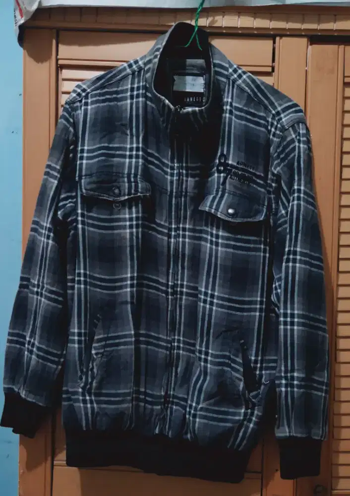 Jaket tebal wanita
