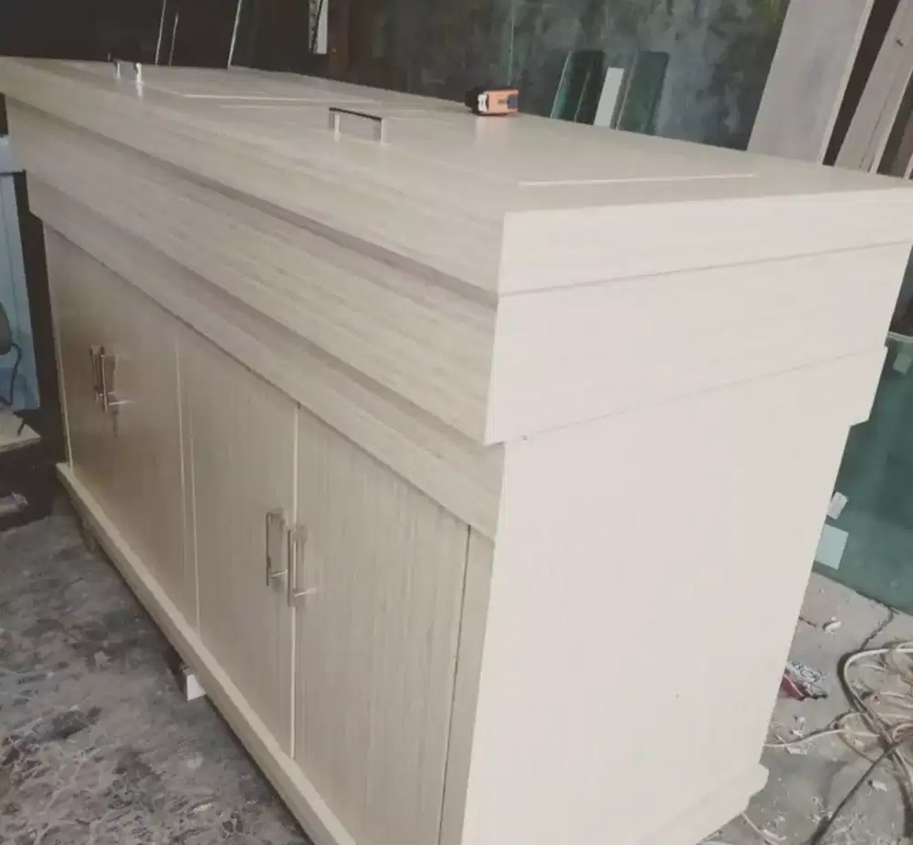 Meja plus tutup aquarium(kabinet)