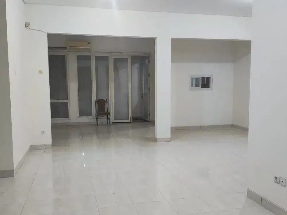 Rumah Siap Huni di Cluster Ifolia | 4 KT 4 KM | AC, Water Heater & Kitchen Set | Carport 2 Mobil