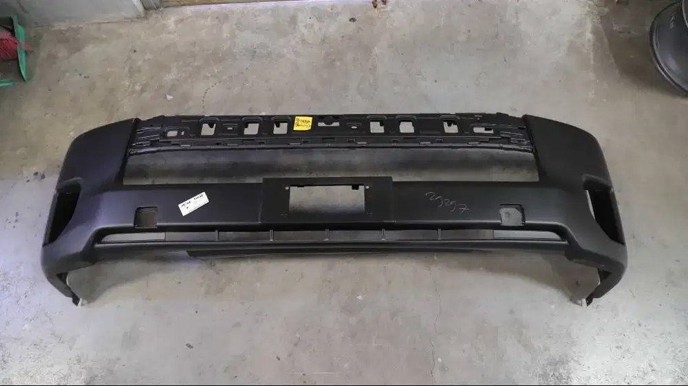 BUMPER DEPAN TOYOTA HIACE 2025, 52119266,71