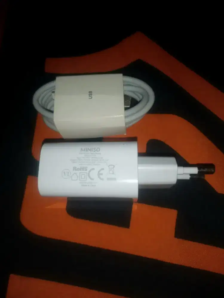 Original Charger Merk Miniso 2 Port 20W dan Kabel Usb Xiaomi