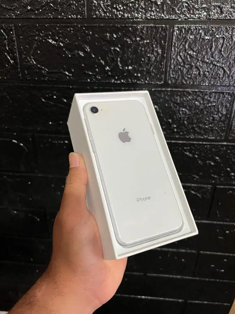Iphone 8 64gb fullset