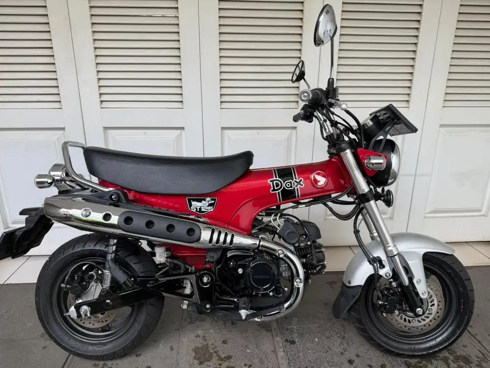 Honda Dax 125 ST 2023