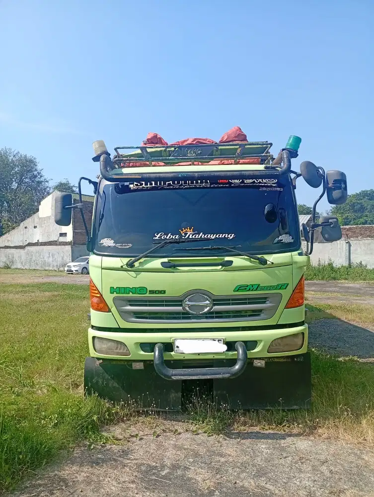 Hino Ranger 2014 Bensin