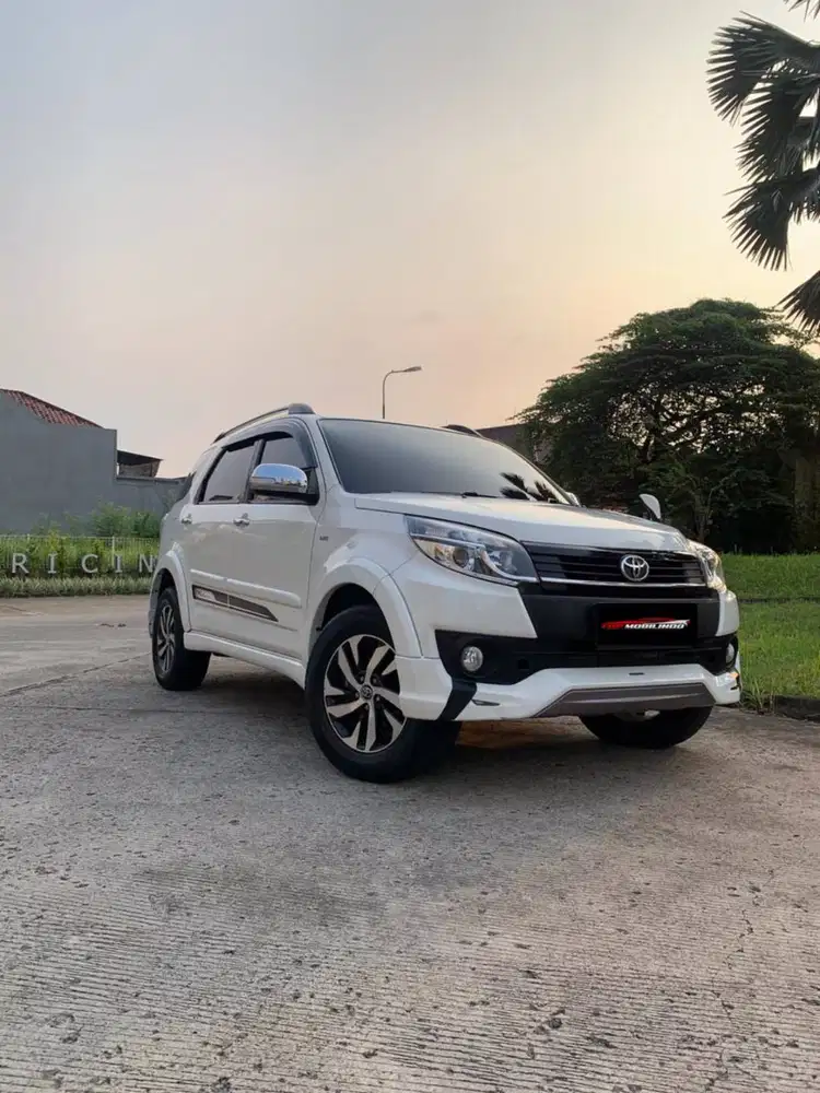 Rush TRD SPORTIVO AT 1.5 2015