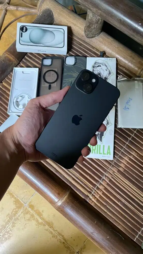 iPhone 15 Plus Black Titanium 128GB (BliBli)