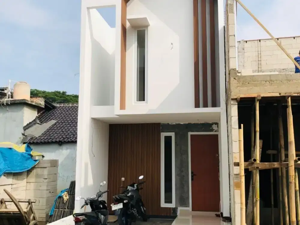 Rumah Mezzanine Semi 2 Lantai Cantik hanya 500 jutaan di Jakarta Timur