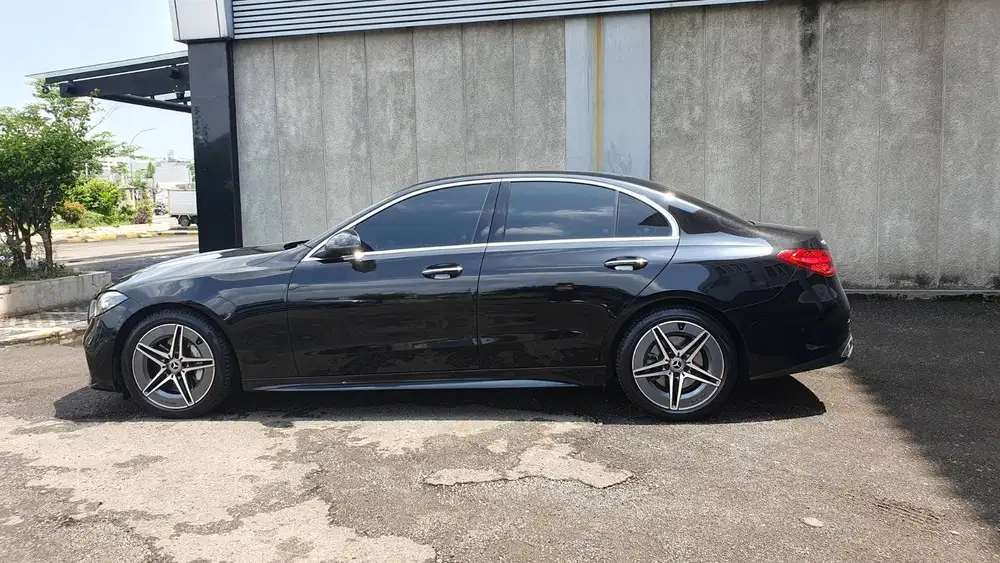 [ LOW KM 14RB ] Mercedes Benz Mercy C 300 C300 AMG W206 2023/2024