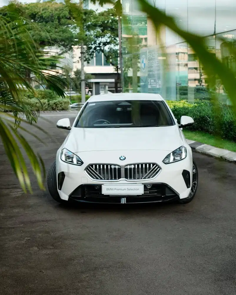 BMW 218i M Sport 2025 |BPKB STNK FAKTUR LANGSUNG NAMA PEMBELI |