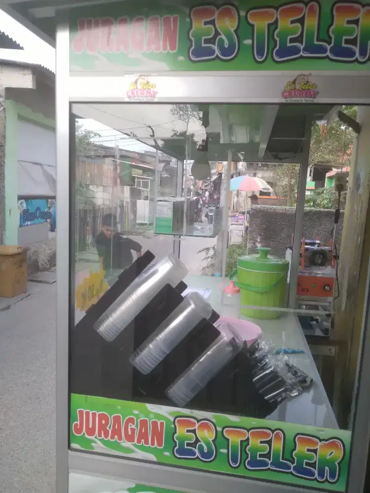 Dijual Etalase Juragan Es teler