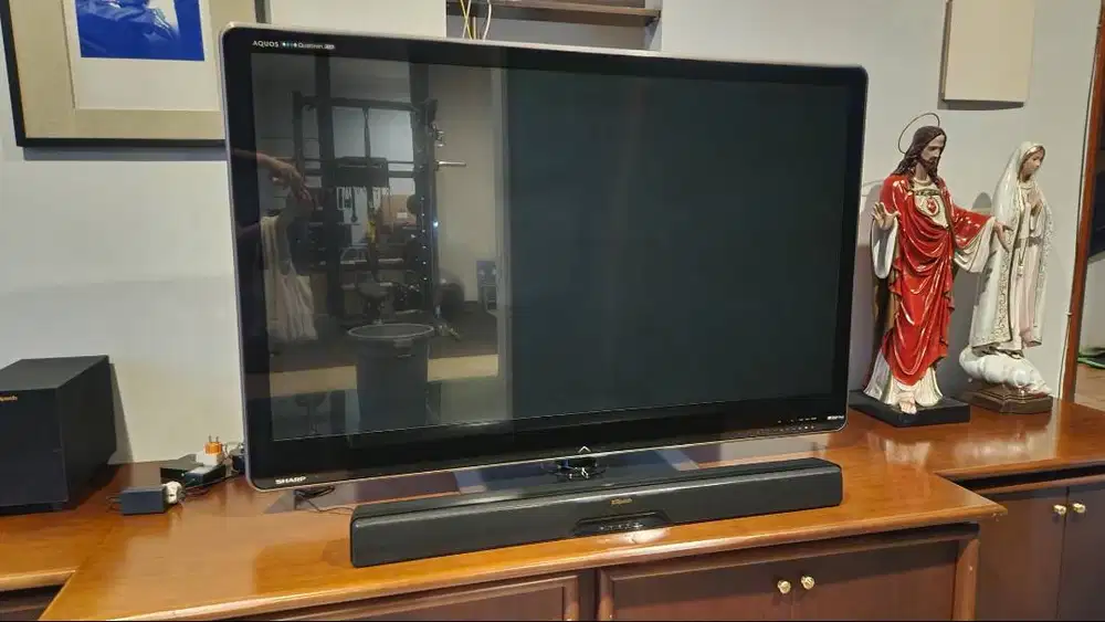 TV Sharp Aquos Quattron 3D 60inch