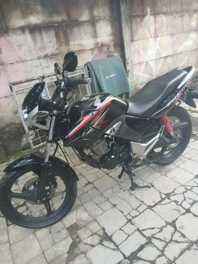Honda tiger revo