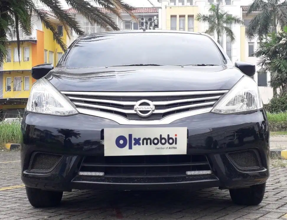 TDP 6, JT Nissan Grand livina 1.5 SV Bensin-AT Hitam 2017