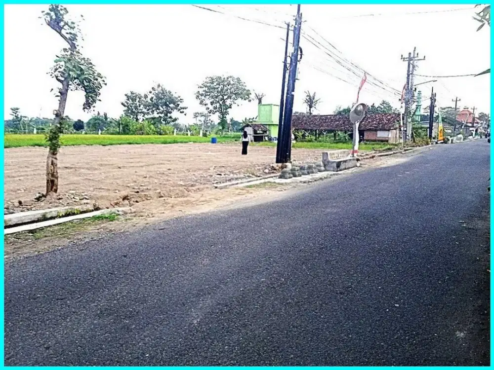 Dekat Candi Sambisari Tanah Sleman di Jl. Raya Sambiroto