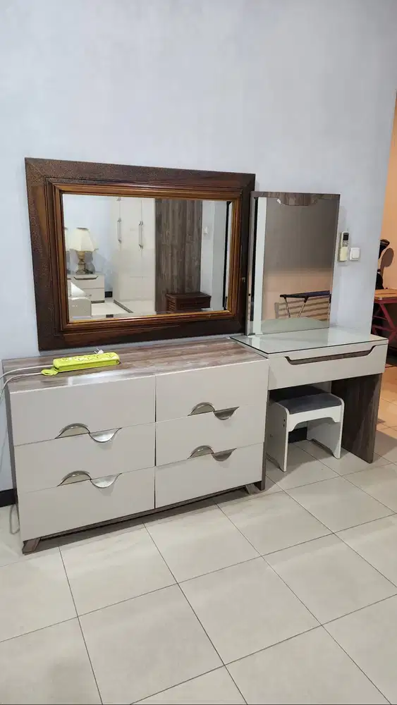 Perabot Set Kamar Tidur Mewah