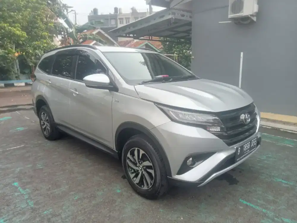 Toyota New Rush 1.5 G AT 2021
