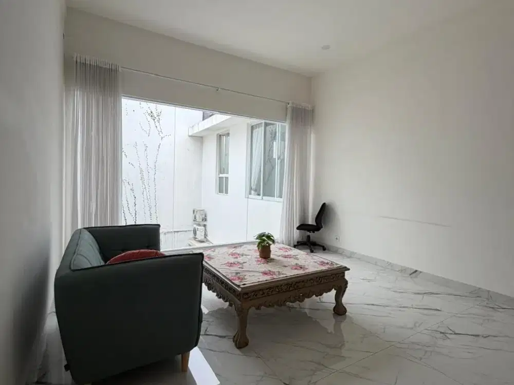 Dijual rumah cantik, nyaman, dan siap huni di Sutera palma
