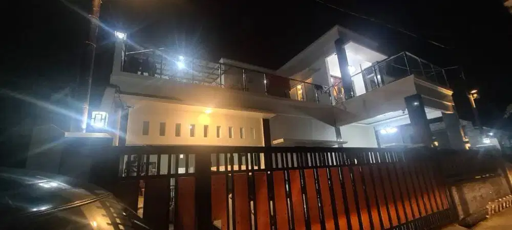 DIKONTRAKKAN RUMAH SIAP HUNI Luas Tanah: 230 m² ,2 LT , LOK :  PARUNG