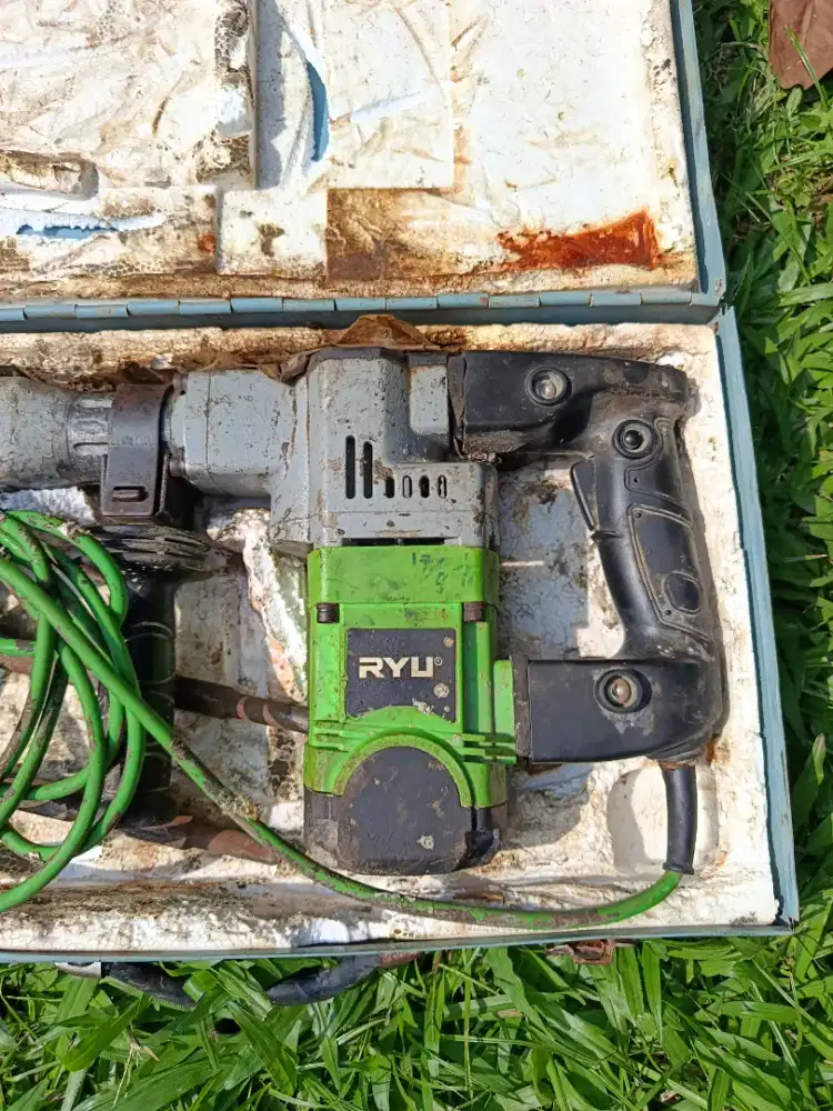 Hammer Drill Ryu Demolton kondisi bagus