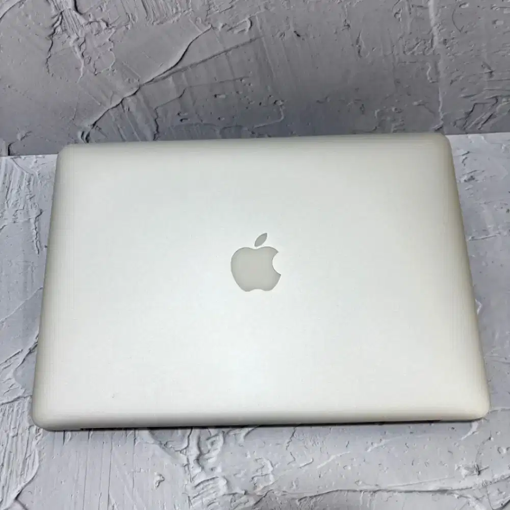 Macbook air 13 inch Earl 2015/2017 core i5 1.6GHz Ram 8GB Ssd 256GB