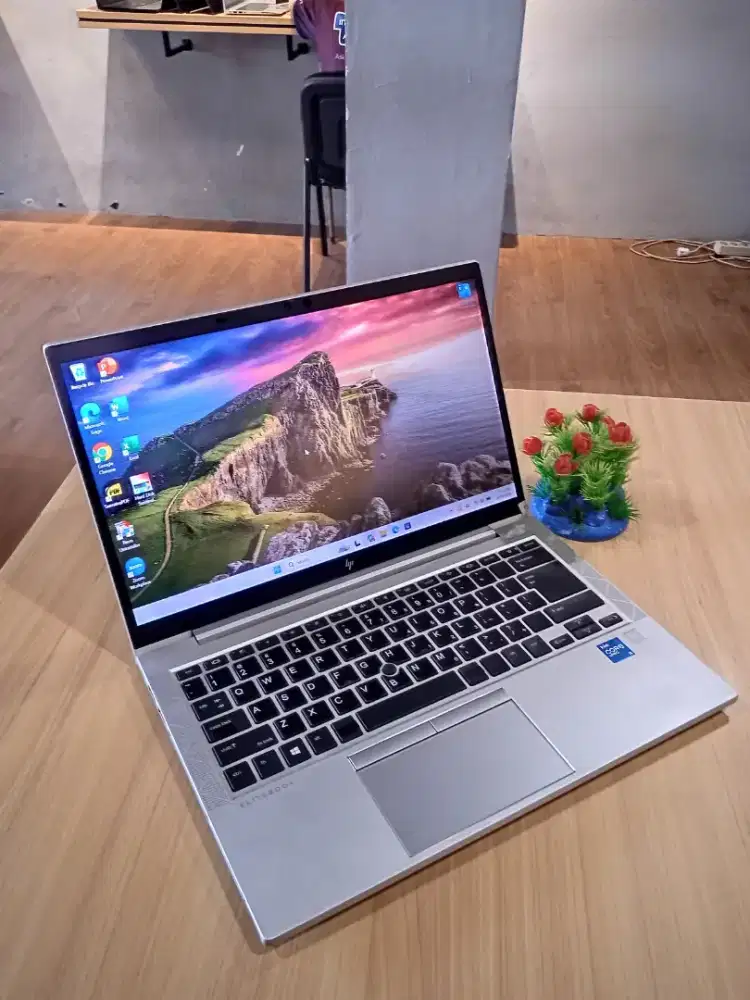 Laptop HP i5- 11 RAM 16GB Batrai Awet Harga Ramah