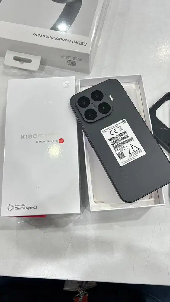 XIAOMI 17T 12/512 BLACK GARANSI 24 bulan