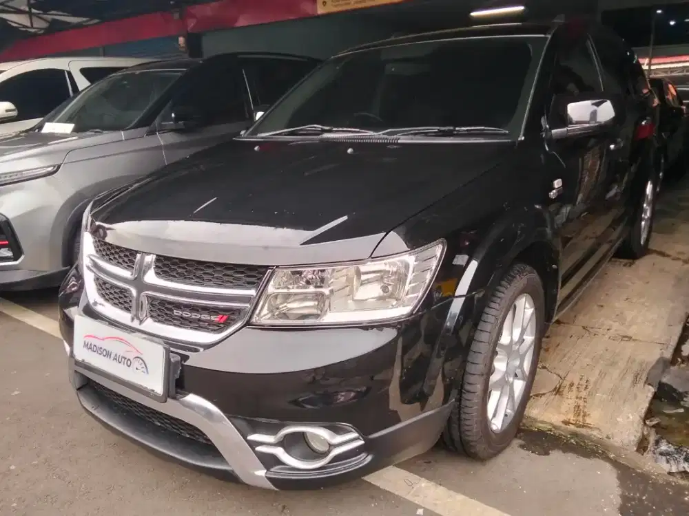 Dodge  Journey SXT Platinum 2.4 AT 2014