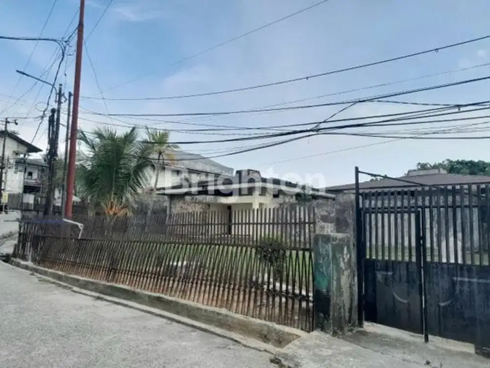 GUDANG STRATEGIS DI AREA DAHOR GUNUNG PIPA