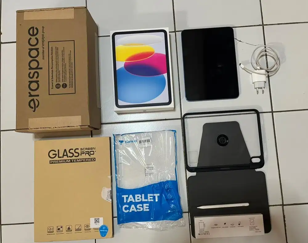 Ipad gen 11 - 128Gb - Include aksesoris - Baru 1 Bulan