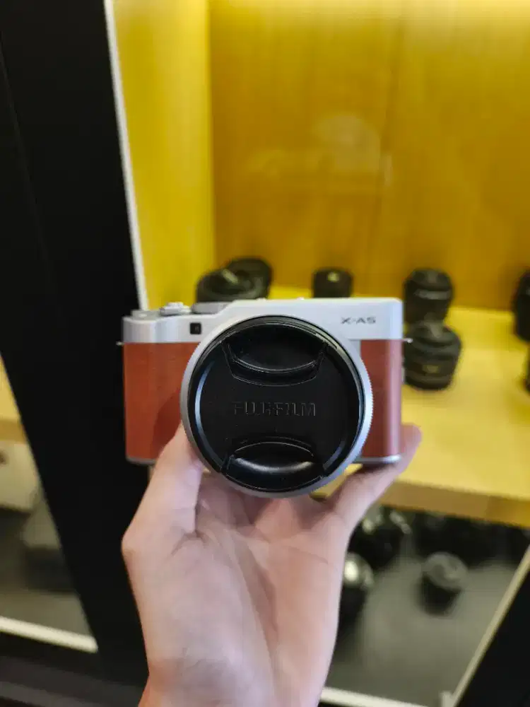 Kamera Mirrorless Fujifilm X-A5 Kit 15-45mm Ois Pz, Good Condition