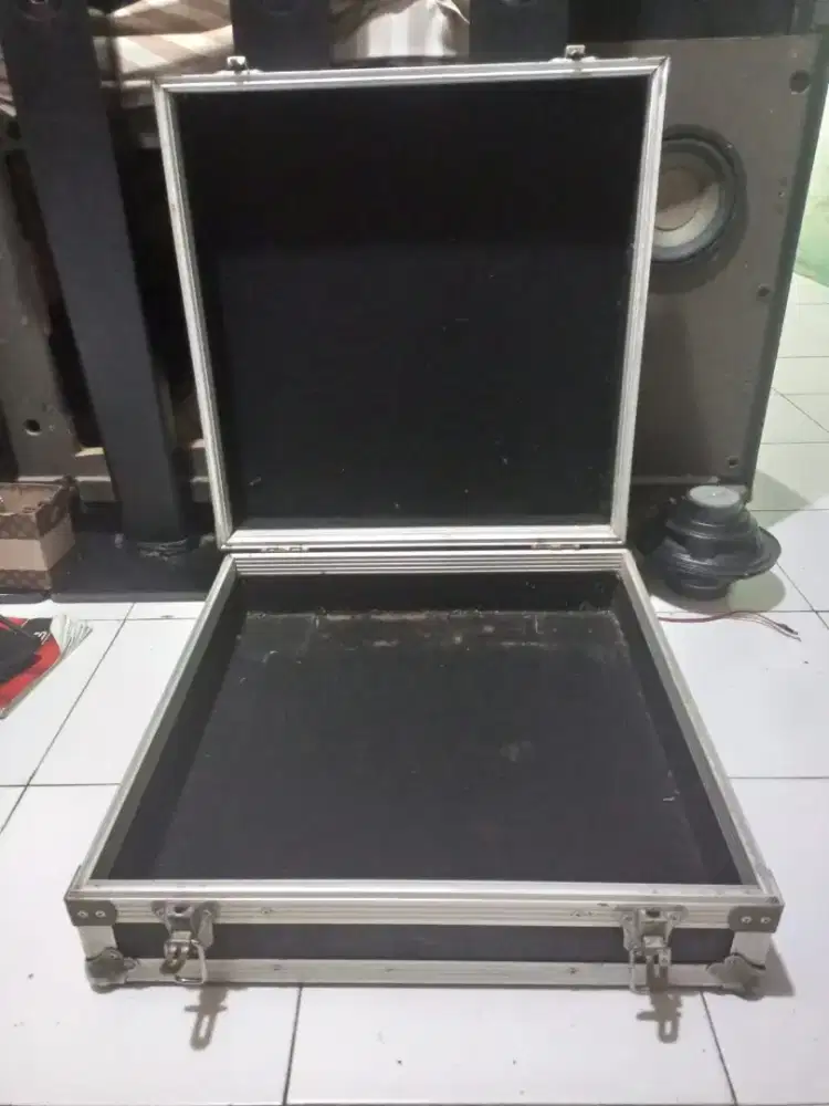 Hardcase alat musik mixer