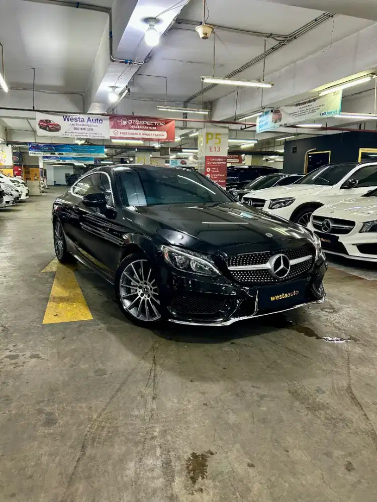 Coupe ODO 19rb Mercedes Benz C300 Coupe AMG 2018 C205 Like New