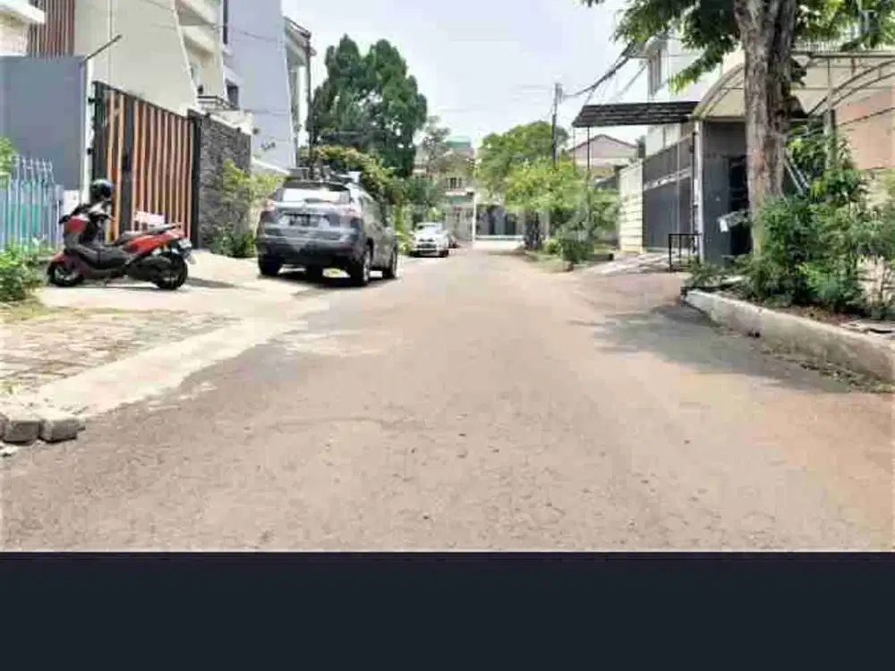 Rumah Tua Ancol Hitung Tanah Murah Luas 175m BU, HGB aman