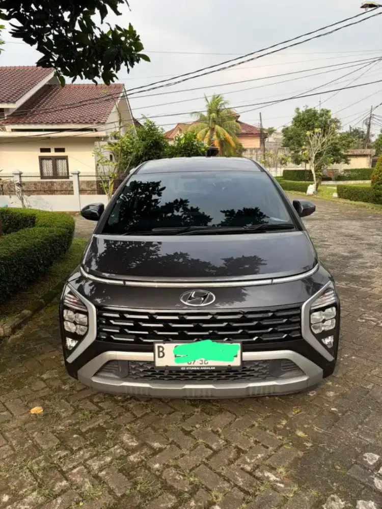 Di jual BU mobil hyunday stargazer