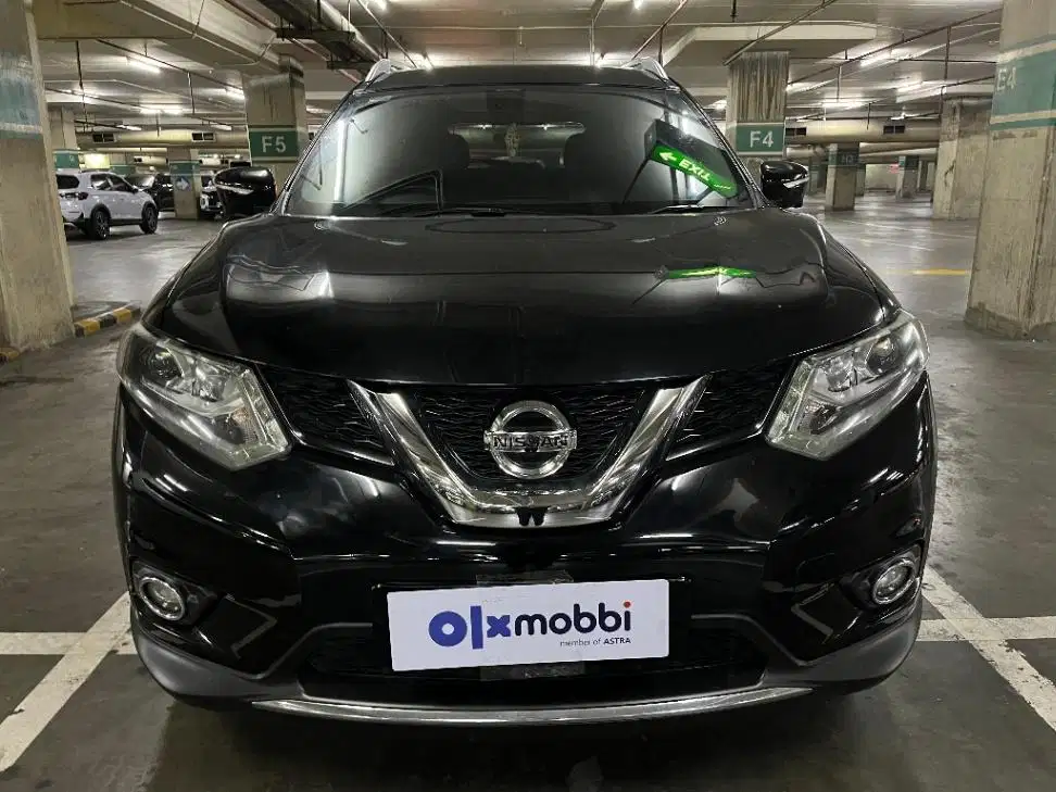 LOW DP Nissan X-Trail 2.5 Bensin-AT 2015 TIV