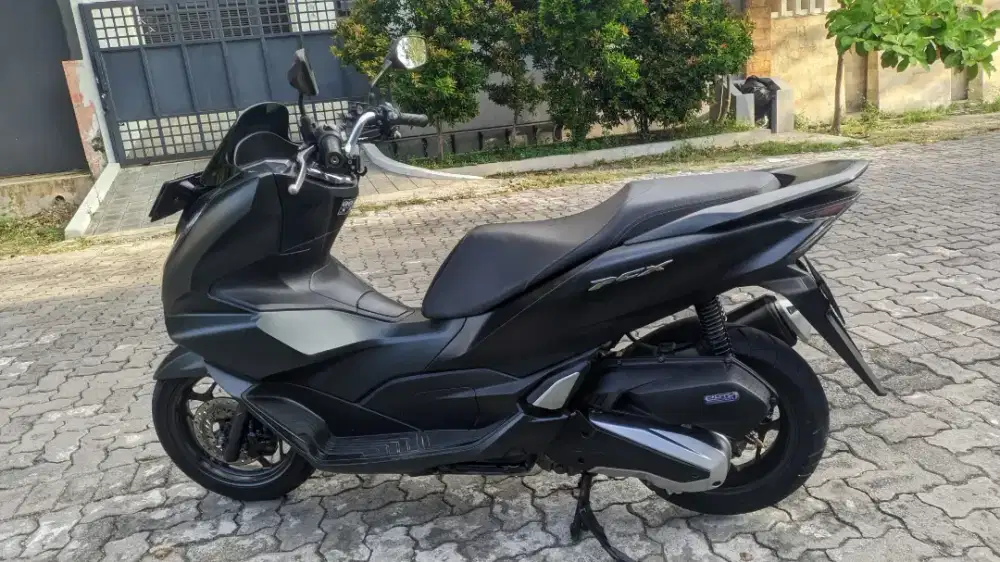 Pcx 160cc 2022 hitam doff cbs km30rban