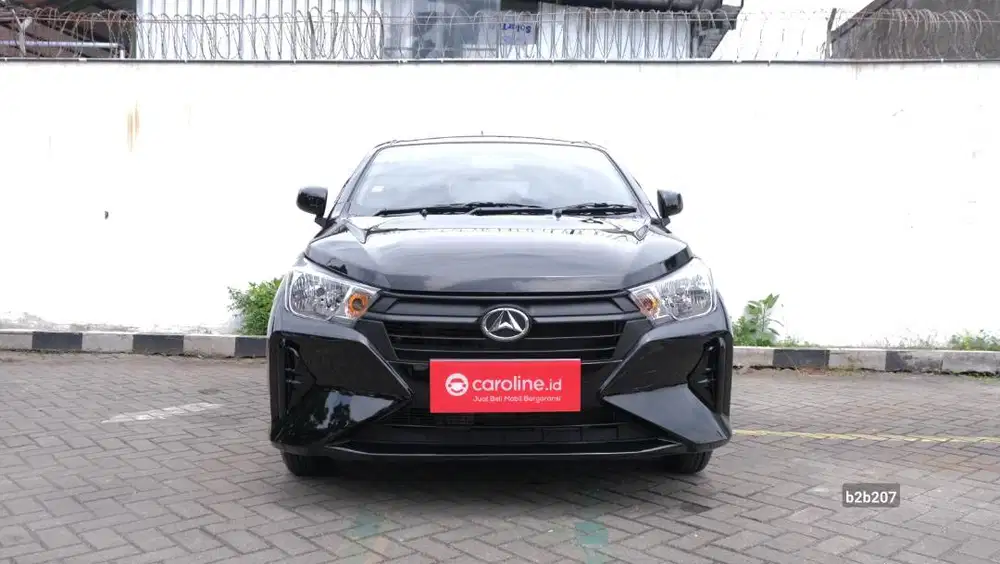 DAIHATSU AYLA M 1.0 MT 2024 HITAM