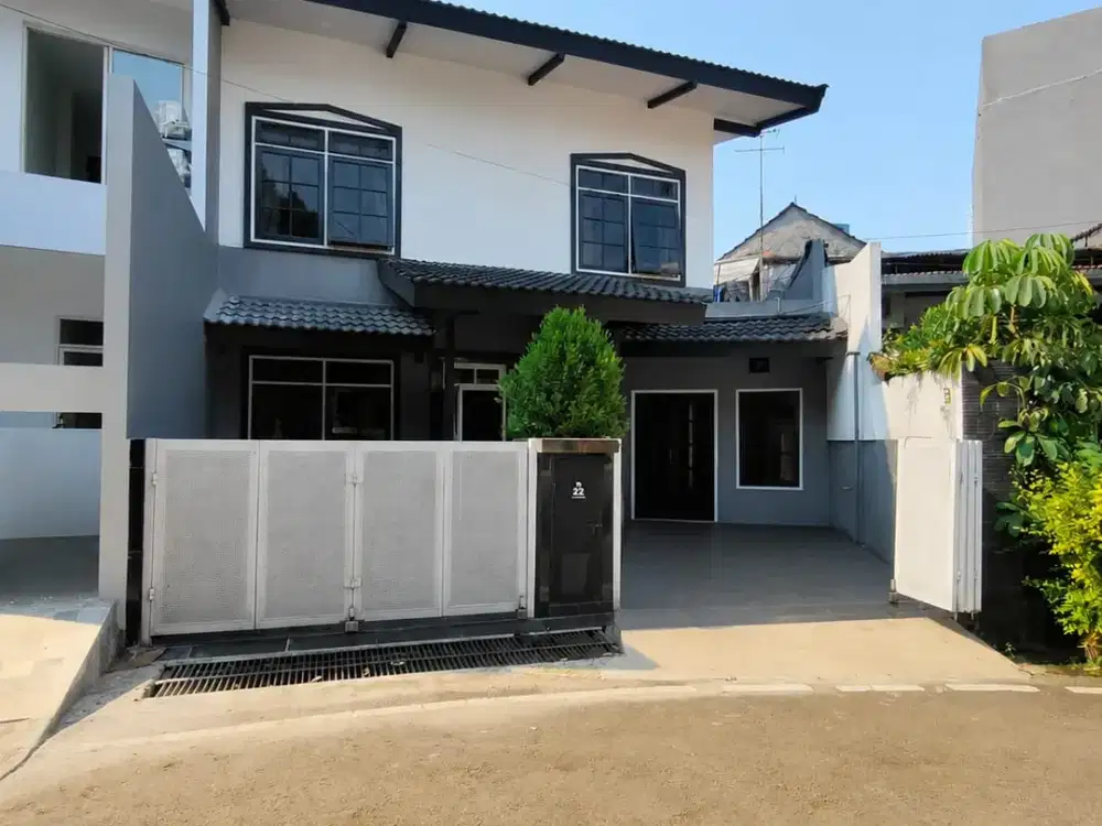 Rumah 2 Lantai Dekat Scbd, Sudirman, dan MRT di Bendungan Hilir