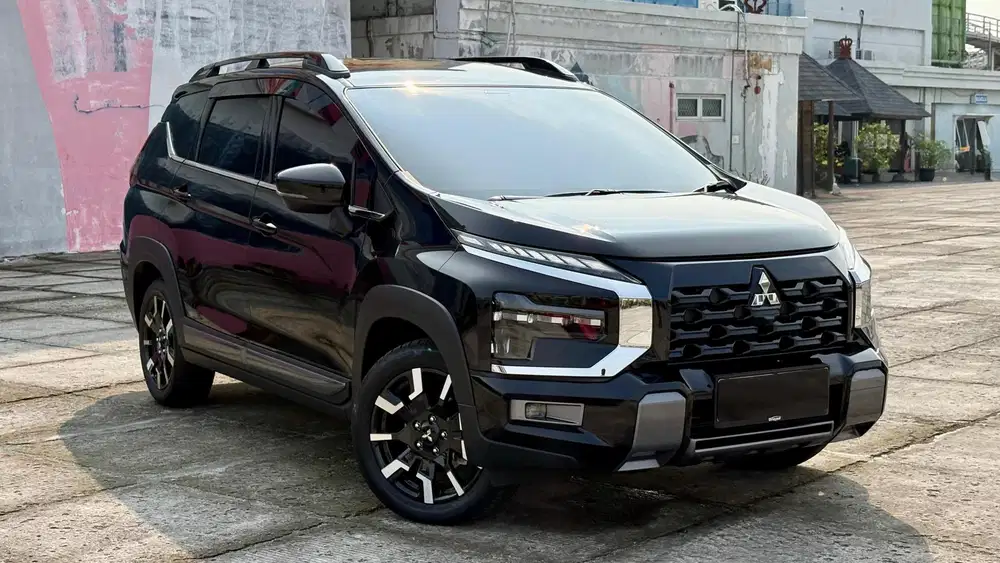 [KM 2.000 PERAK]MITSUBISHI XPANDER CROSS PREMIUM PACKAGE AT HITAM 2025