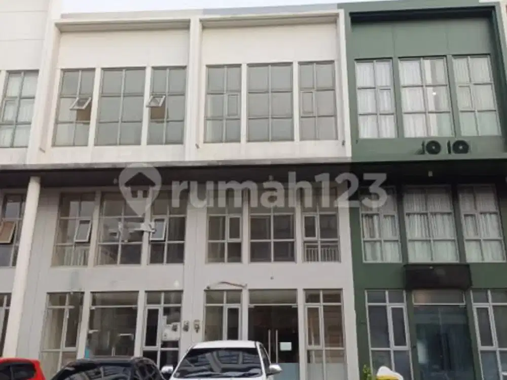 Sewa Dekat Aeon Mall 3 Lantai Ruko Piazza Mozia BSD City