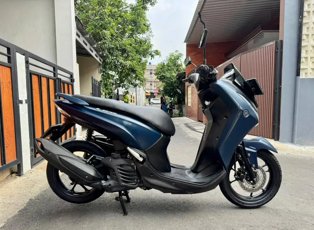 Yamaha Lexi S Keyless ABS (Tipe Tertinggi) MULUSSS Pajak Panjang