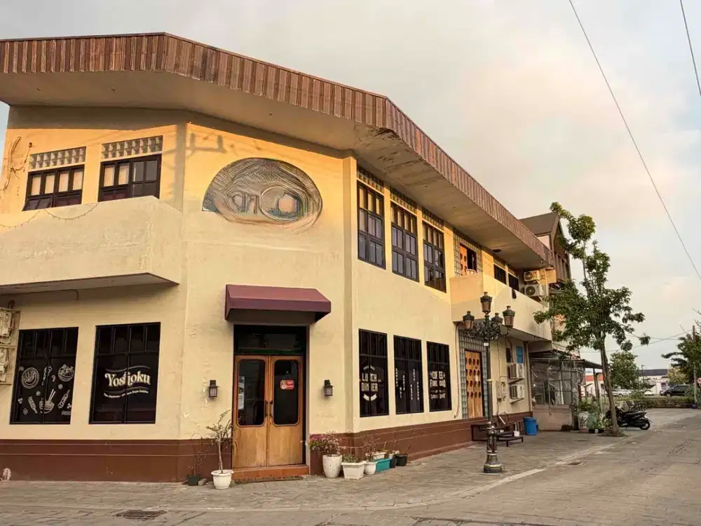 ruko ex cafe siap pakai di kota lama Semarang