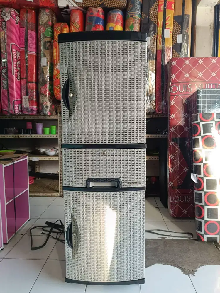 lemari napolly slc 5