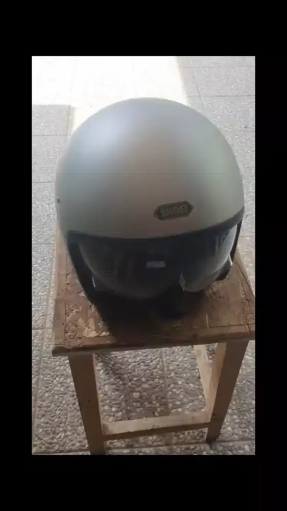 Helm shoei classic