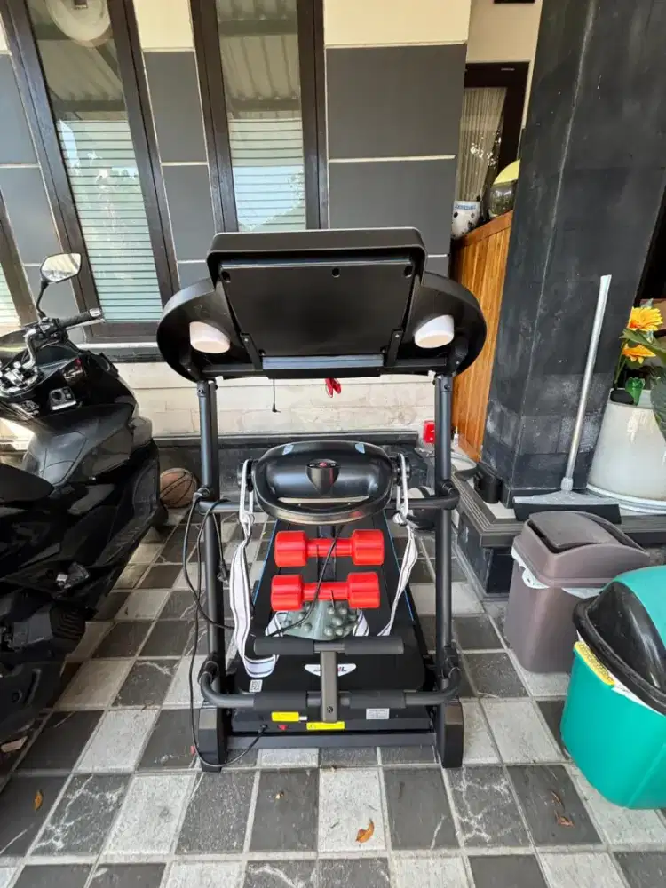 TREADMILL dijual MURAH