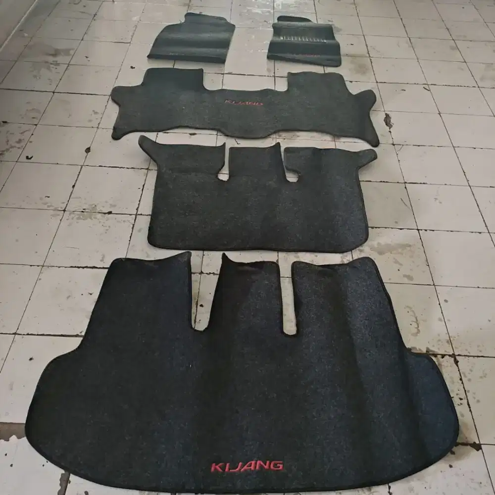 Karpet ORI bawaan mobil Inova 2008