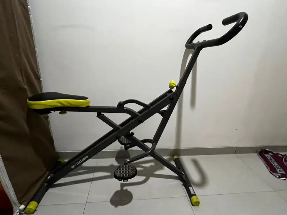 Sepeda Fitness Rider Alat Olahraga Kardio di Rumah