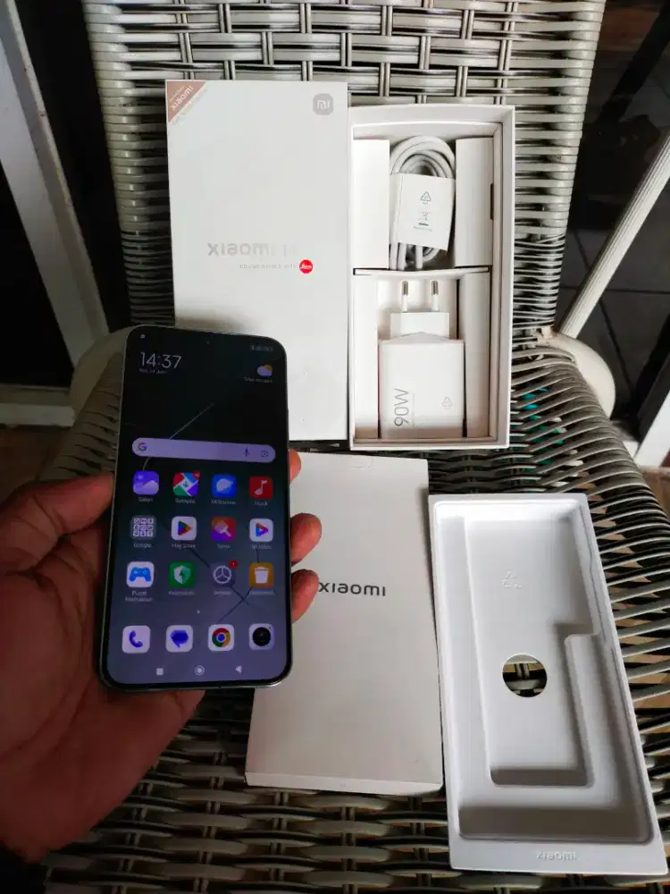 Xiaomi 14 12/256 fullset ori mulus bisa tt handphone