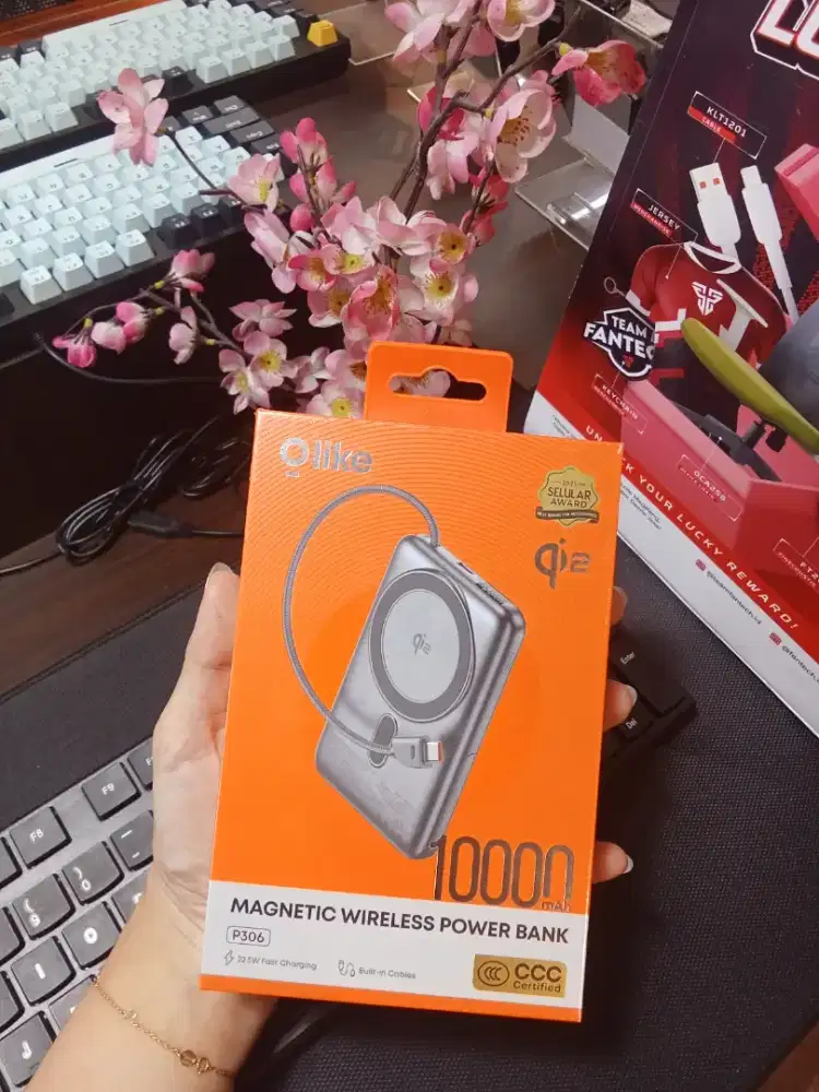 Olike Magnetic Wireless Powerbank P306